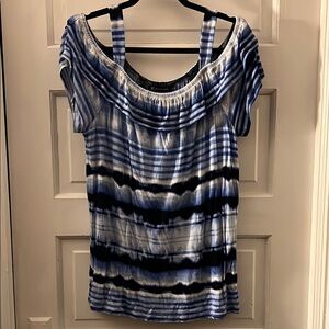 International Concepts Blue and Black Striped Women's Top GUC